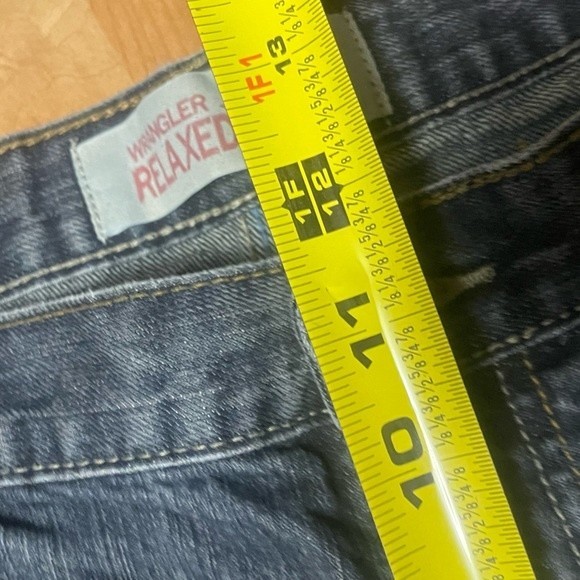 Wrangler 40 X 32 Relaxed Boot Cut Men’s Jeans - Picture 7 of 10